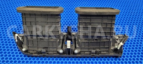 Дефлектор воздушный Kia RIO 2012 974104X000 QB G4FA Kia Rio 