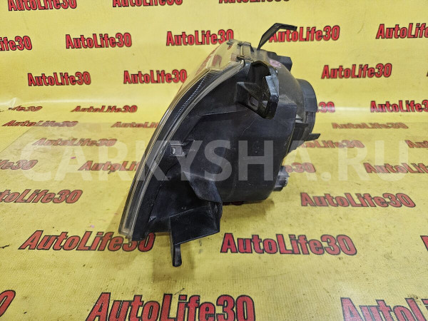 Фара Mitsubishi i оригинальный номер MR548036
