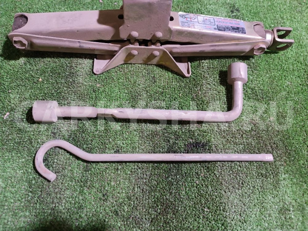 Домкрат Honda Stepwgn 