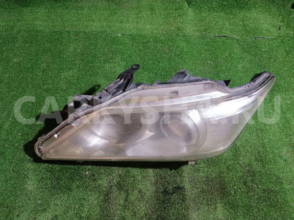 Фара левая Toyota Camry оригинальный номер 8117033840