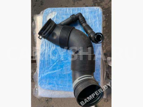 Патрубок турбины Volkswagen Passat B6 (2005—2010) Volkswagen Passat оригинальный номер 3C0129654M