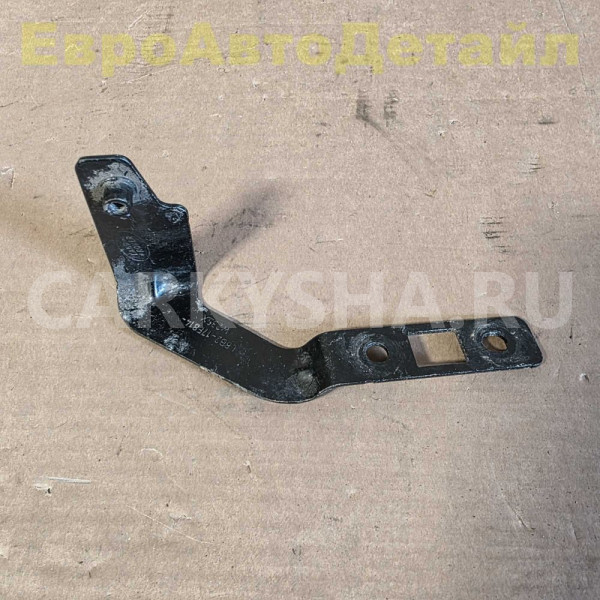 Кронштейн заднего бампера Land Rover Defender L663 Land Rover Defender оригинальный номер LR147173