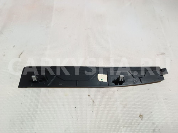 Накладка центральной консоли Land Rover Freelander оригинальный номер LR007458