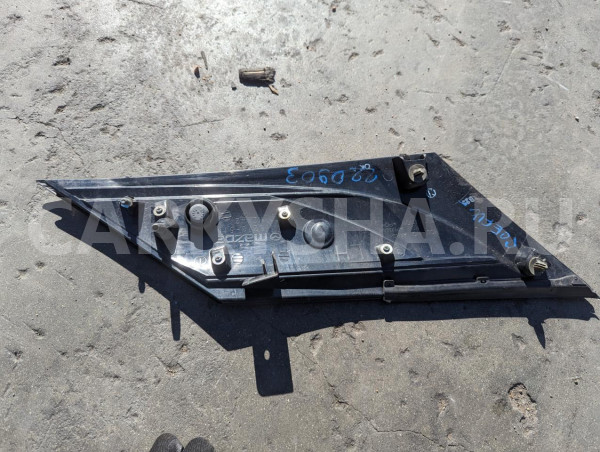 Габарит Mazda Biante оригинальный номер C273510B0