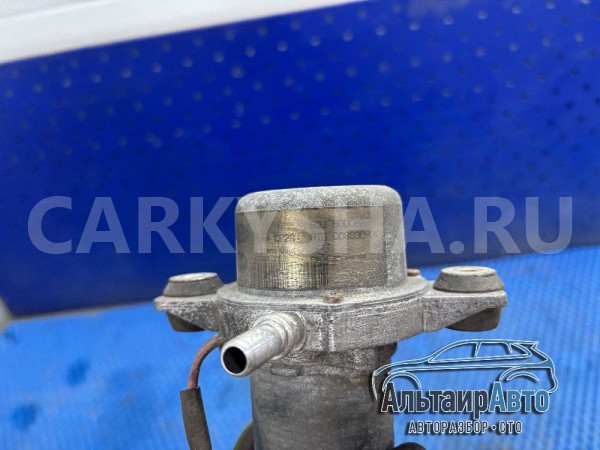 Насос тормозной вакуумный Range Rover 3 LM Land Rover Range Rover оригинальный номер sqj500082