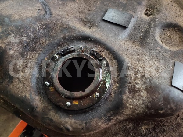 Бензобак Subaru Legacy 2005 42012AG011 BP EJ253 Subaru Legacy 