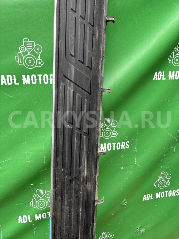 Порог Toyota Hilux 2015-2020 AN120, правый Toyota Hilux 