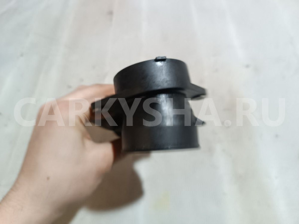 Патрубок охлаждения турбины Ford Mondeo оригинальный номер 1885689