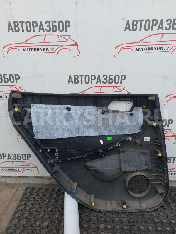 Обшивка задней правой двери Hyundai Solaris хэтч Hyundai Solaris оригинальный номер 833024L120