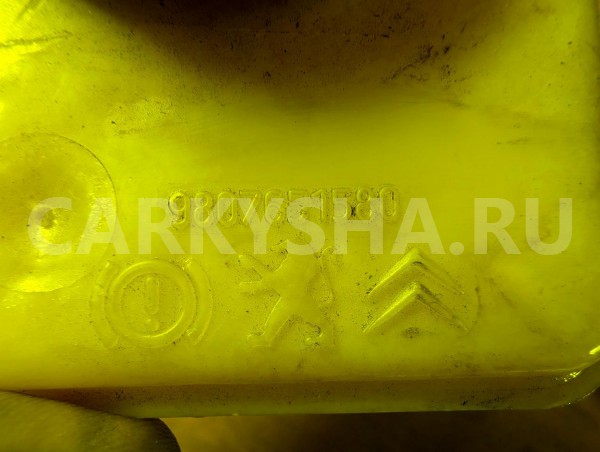 Бачок для тормозной жидкости Peugeot 308 