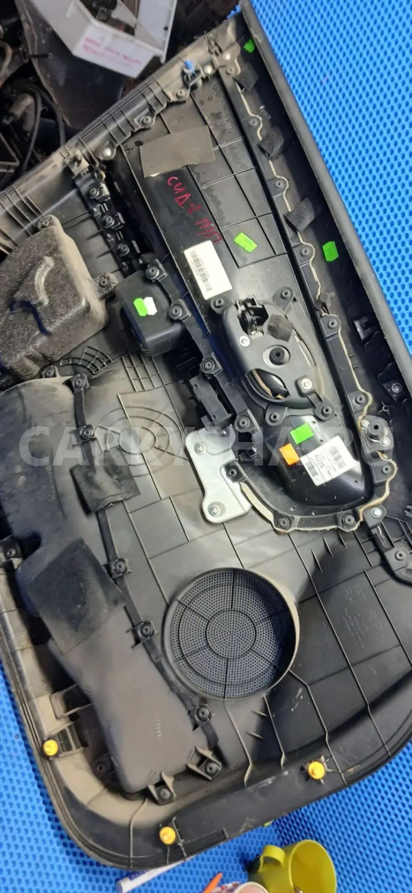 Обшивка двери Kia Ceed JD (2012—2015) Kia Cee'd оригинальный номер 82360A2000