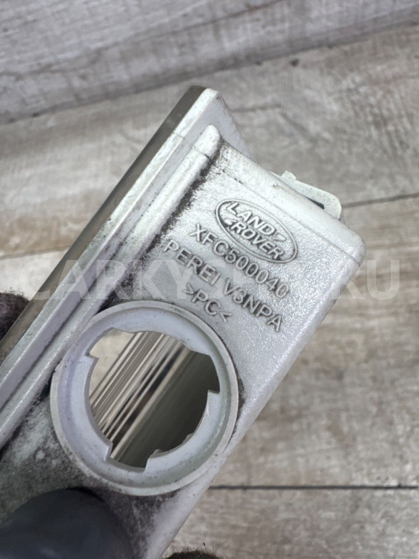 Плафон подсветки номера Land Rover Freelander 2 Land Rover Freelander оригинальный номер Xfc500040