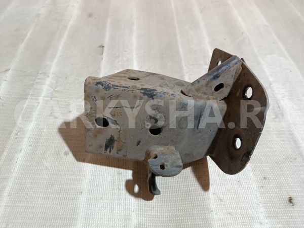 Кронштейн усилителя переднего бампера левый Land Rover Range Rover 