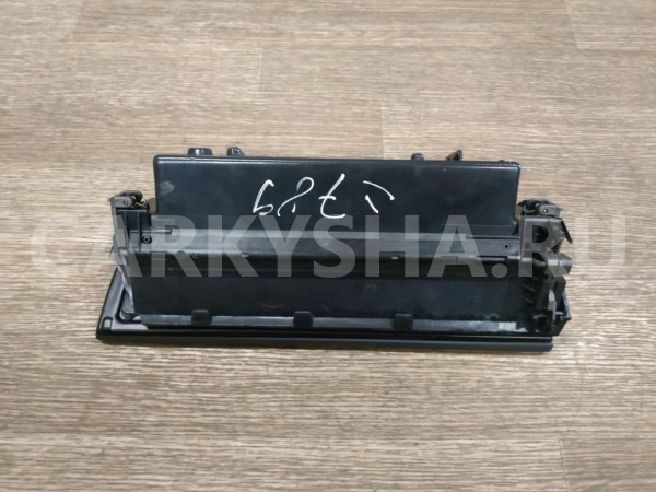 Ящик передней консоли Mercedes-Benz S-klasse оригинальный номер 1406800391