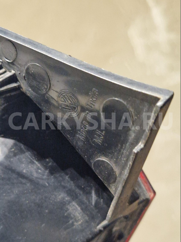 Фонарь задний правый Volkswagen Polo 5 2009-2015 Volkswagen Polo оригинальный номер 6RU945096E