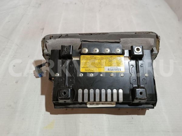 Подушка безопасности в торпедо Mazda 626 