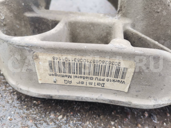 Подрамник передний Mercedes-Benz C-класс W203 Mercedes-Benz C-klasse оригинальный номер A2036280657