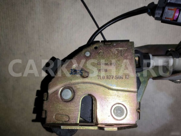 Замок стекла багажника Туарег Volkswagen Touareg 