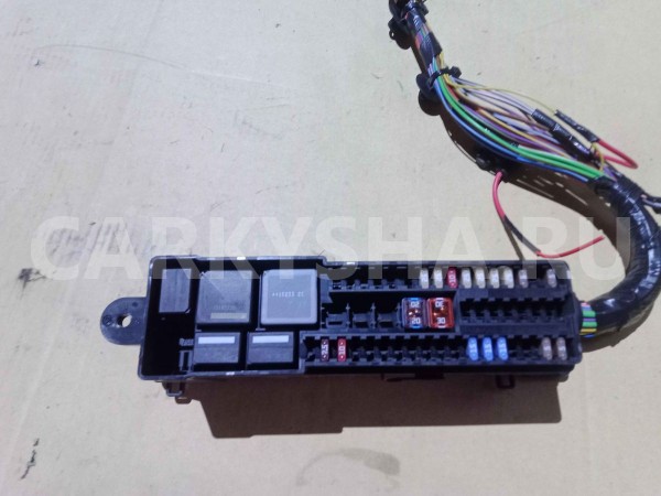 Блок предохранителей Ford Focus III рестайлинг (2014—2019) Ford Focus оригинальный номер 55FK00X0B