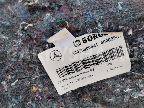 Обшивка багажника правая A2076900641 Mercedes-Benz E-Class 2012 C207 271.860 Mercedes-Benz E-klasse оригинальный номер A2076900641