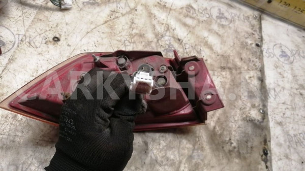 Фонарь правый наружный Mitsubishi Lancer X Mitsubishi Lancer оригинальный номер 8330A556
