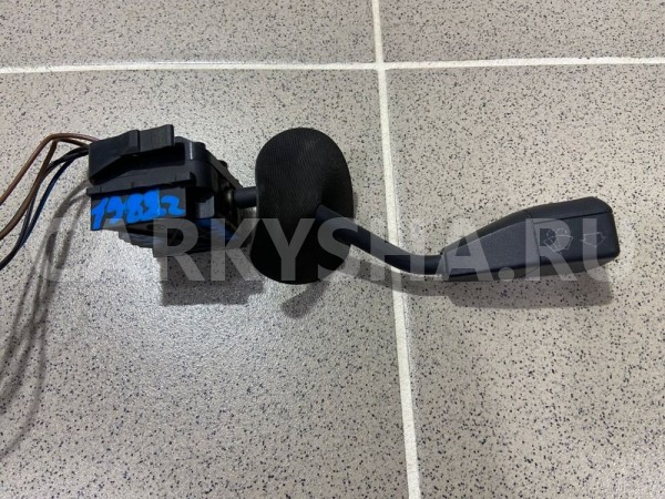 Переключатель дворников BMW 525I 1989 г. BMW 5er оригинальный номер 012005