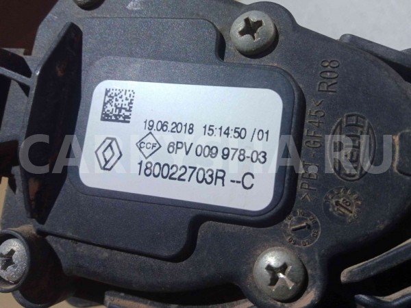 Педаль газа Renault Duster I рестайлинг (2015—2021) Renault 15 оригинальный номер 180022703r