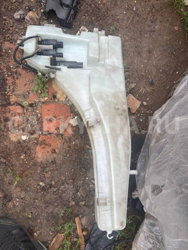 Бачок омывателя BMW X5 E70 (2006—2010) BMW X5 оригинальный номер 61677161477