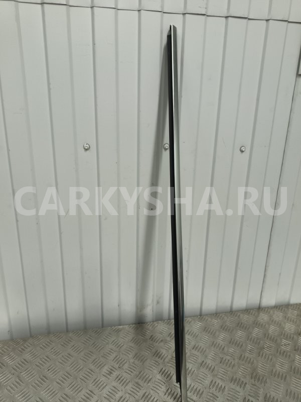 Молдинг двери Porsche Cayenne 7P0839478, задний правый Porsche Cayenne 