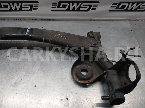 Балка подвески Toyota Noah 