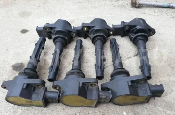 Катушка зажигания Mercedes M272 M273 Mercedes-Benz S-klasse оригинальный номер A0001502680