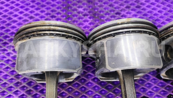 Поршень с шатуном Mercedes-Benz W202 M111E20 Mercedes-Benz C-klasse оригинальный номер 1110301618