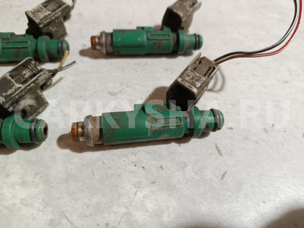Форсунки топливные к-кт Toyota Prius оригинальный номер 2325021010