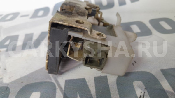 Замок двери задний левый Renault Clio 2 1999 Renault 19 