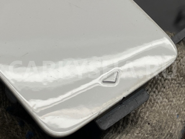 Заглушка буксировочного крюка BMW 5er оригинальный номер 51 12 7 254 922, 51 12 7 207 121, 51127207121, 7207121, 51 12 7 254 922, 51127254922, 7254922