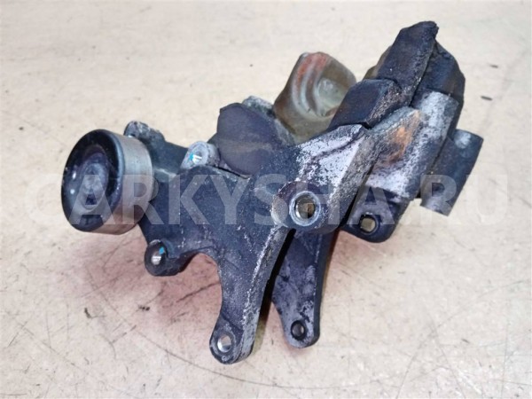 Название детали Кронштейн ГУРа Модель Hyundai Santa Fe CM Hyundai Santa Fe оригинальный номер 25285-27000