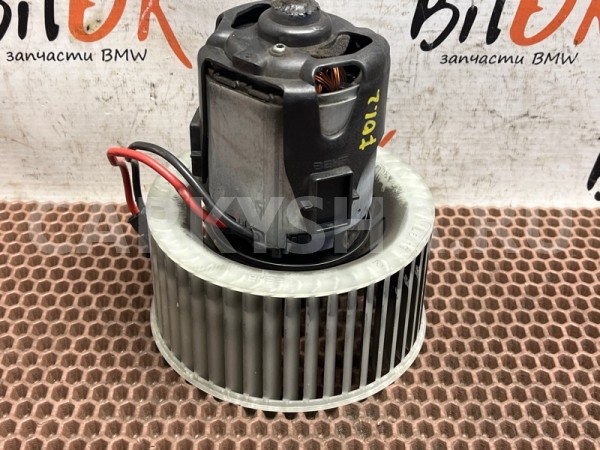 Моторчик отопителя BMW 7er 
