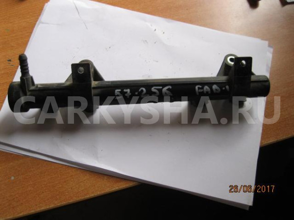 Рейка топливная (рампа) Skoda Fabia 1999-2006 Skoda Fabia оригинальный номер 047133319Q