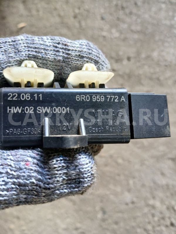 Блок управления подогревом сидений Volkswagen Polo Volkswagen Polo оригинальный номер 6R0959772
