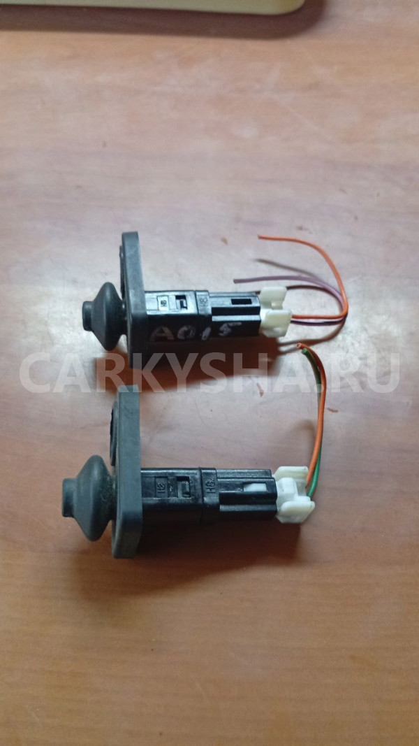 Выключатель концевой Hyundai Santa Fe CM (2005-2012) Hyundai Santa Fe 