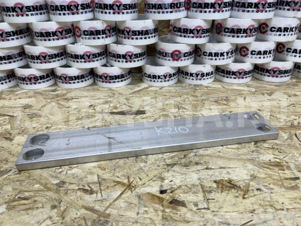 Распорка Toyota Corolla XII (E210) – седан оригинальный номер 57533-F4010