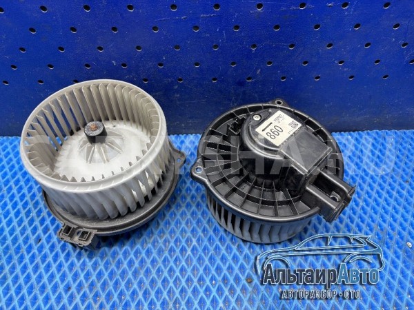 Вентилятор отопителя Pajero 4 моторчик печки Mitsubishi i оригинальный номер 1163408601