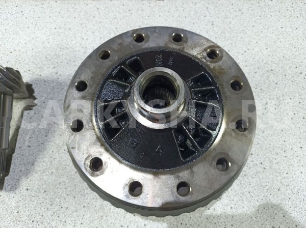 Дифференциал заднего редуктора 4.3 Tundra 2 2018 Toyota Tundra оригинальный номер 413110C030