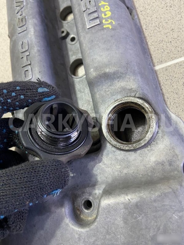 Клапанная крышка Mazda Familia NEO Mazda Familia 