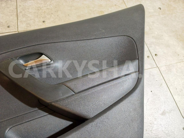 Обшивка двери задней правой Volkswagen Polo оригинальный номер 6RU867212C82V