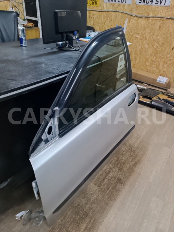 Дверь передняя левая Volvo S40 