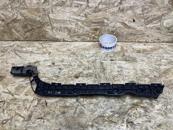 Кронштейн заднего бампера правый Toyota Land Cruiser 200 Series оригинальный номер 52155-60070