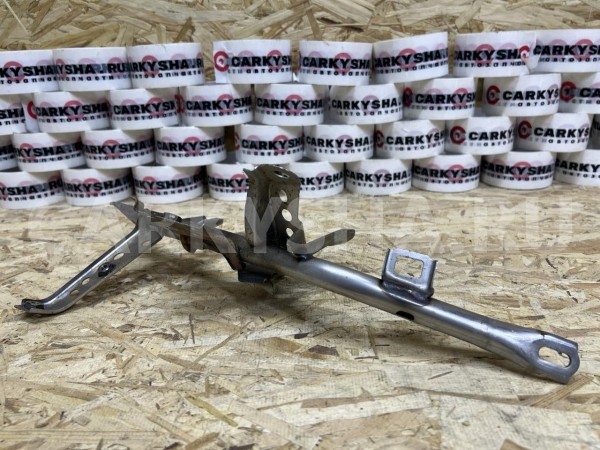 Кронштейн усилителя торпедо левый Toyota Camry VIII (XV70) Рестайлинг – седан оригинальный номер 55306-33200