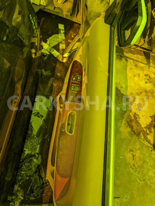 Дверь Toyota Porte оригинальный номер 67001-52220