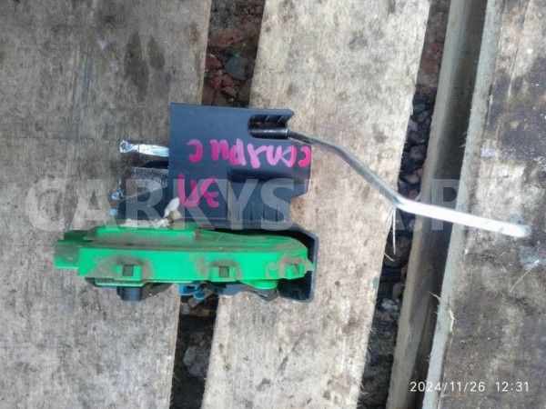 Замок двери Hyundai Solaris I (2010—2014) Hyundai Solaris оригинальный номер 814201R020